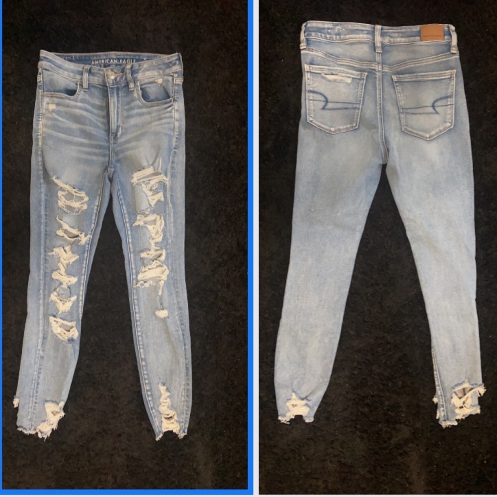 American Eagle Jeans. New without tags, never worn. Size 8 short